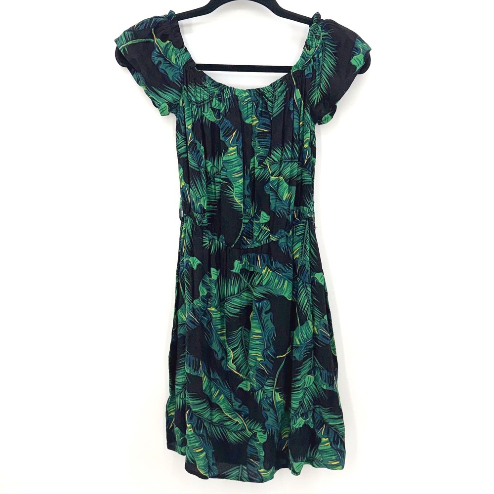 NWT GUESS XS Tropical Palm Leaf Off Shoulder Smocked Summer Vacation Mini Dress